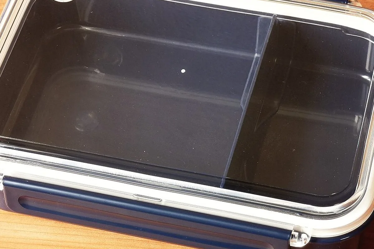 Cajas de comida sin personas